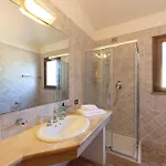 Classical Res Baia Delle Palme Prem Bilo 4 Person Apartment Santa Margherita di Pula