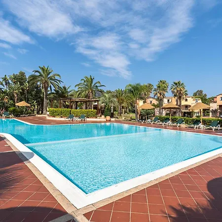 Classical Res Baia Delle Palme Prem Bilo 4 Person * Santa Margherita di Pula