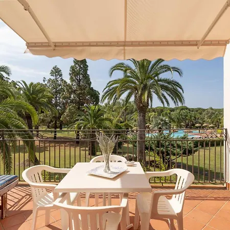 Classical Res Baia Delle Palme Prem Bilo 4 Person Apartment Santa Margherita di Pula
