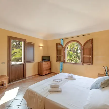 Classical Res Baia Delle Palme Prem Bilo 4 Person Lägenhet
