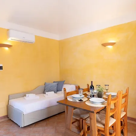 Apartment Classical Res Baia Delle Palme Prem Bilo 4 Person