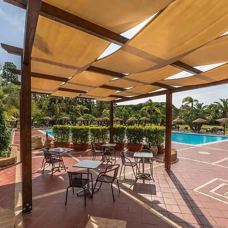 Classical Res Baia Delle Palme Prem Bilo 4 Person Apartment *