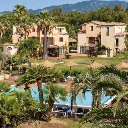 Classical Res Baia Delle Palme Prem Bilo 4 Person Apartment Santa Margherita di Pula