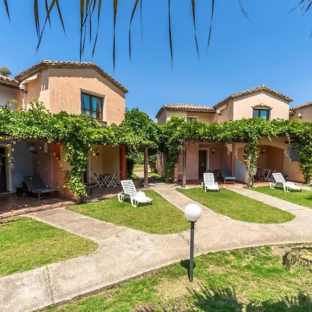 Classical Res Baia Delle Palme Prem Bilo 4 Person Santa Margherita di Pula