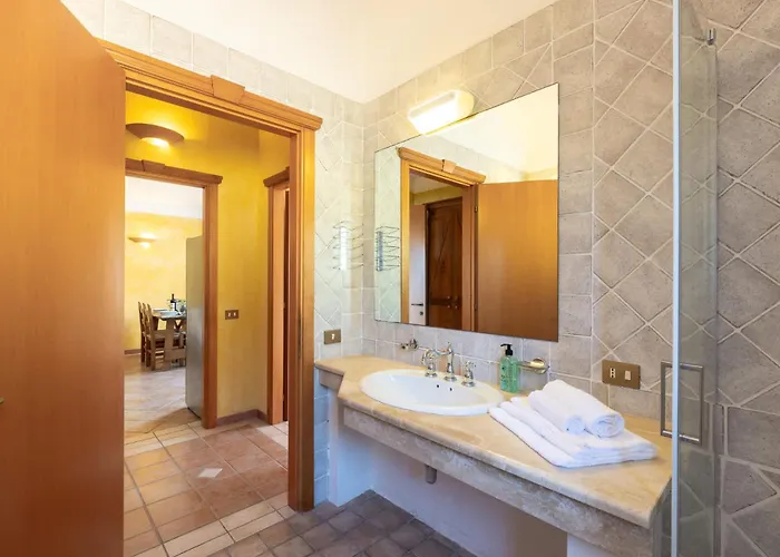 Classical Res Baia Delle Palme Prem Bilo 4 Person Appartement Santa Margherita di Pula